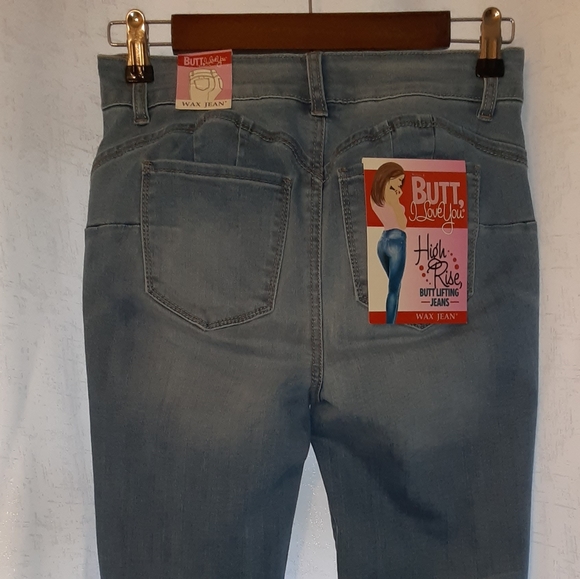 Jean - Picture 2 of 2